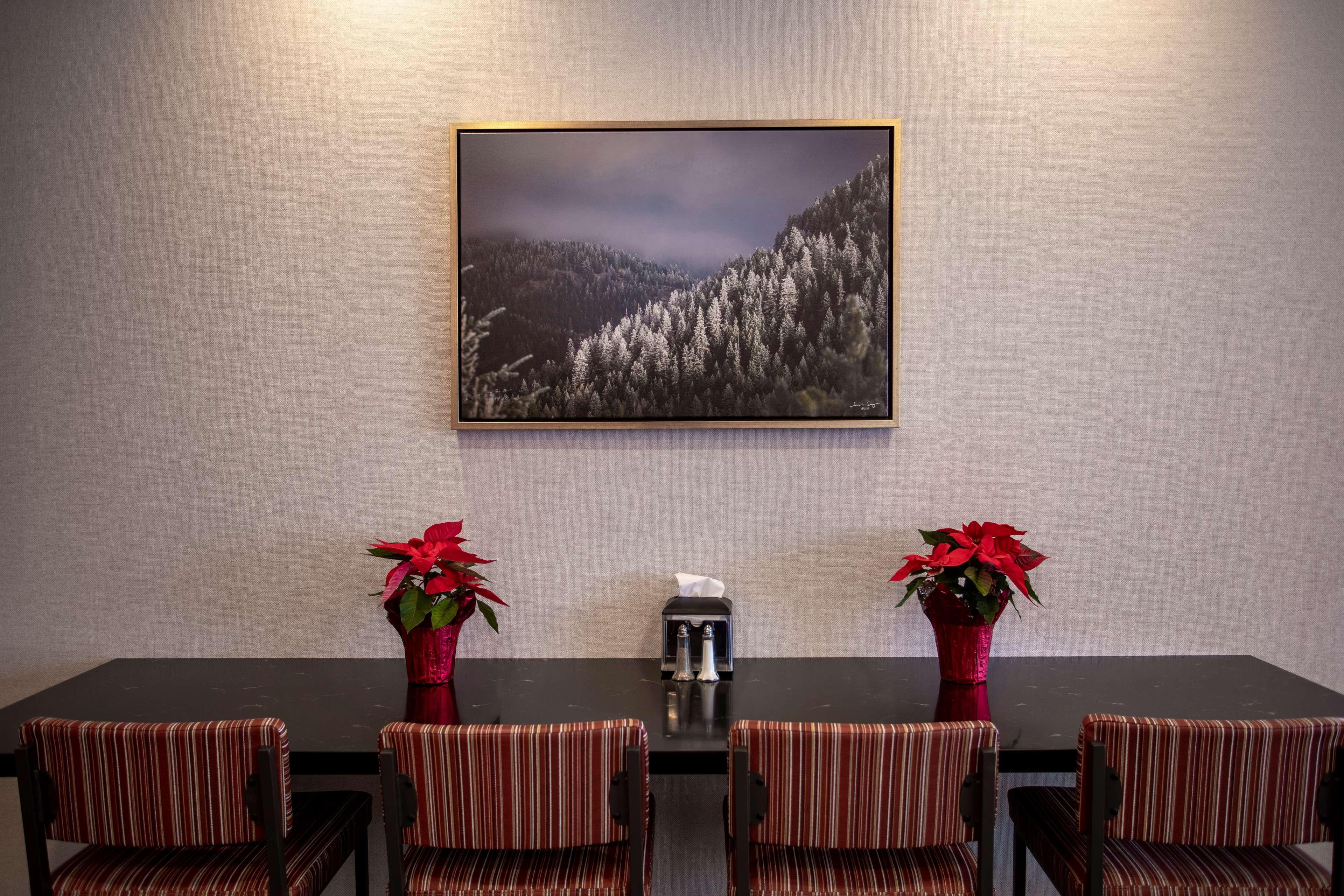 Best Western Plus Flathead Lake Inn And Suites Kalispell Exterior photo