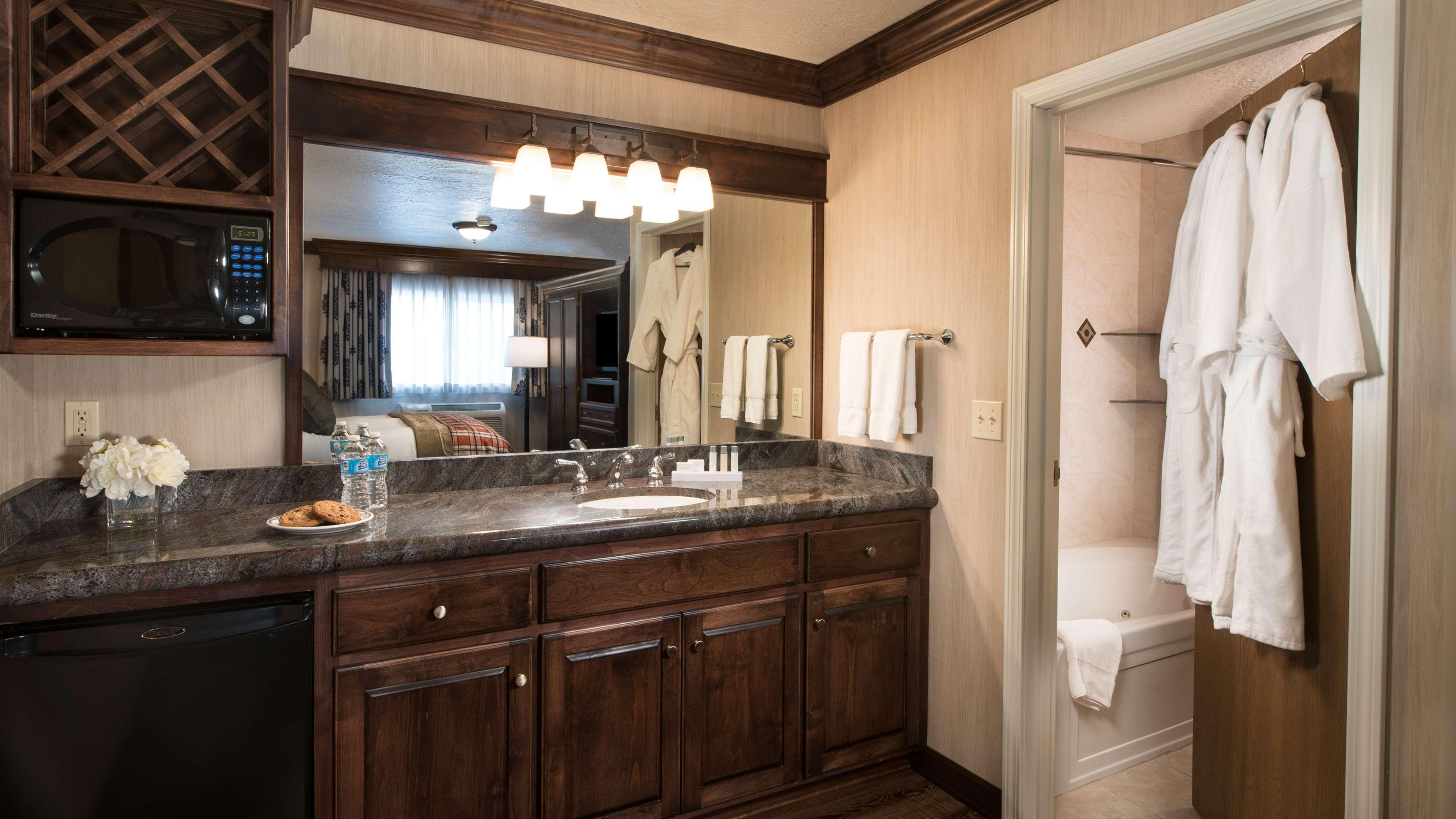 Best Western Plus Flathead Lake Inn And Suites Kalispell Exterior photo