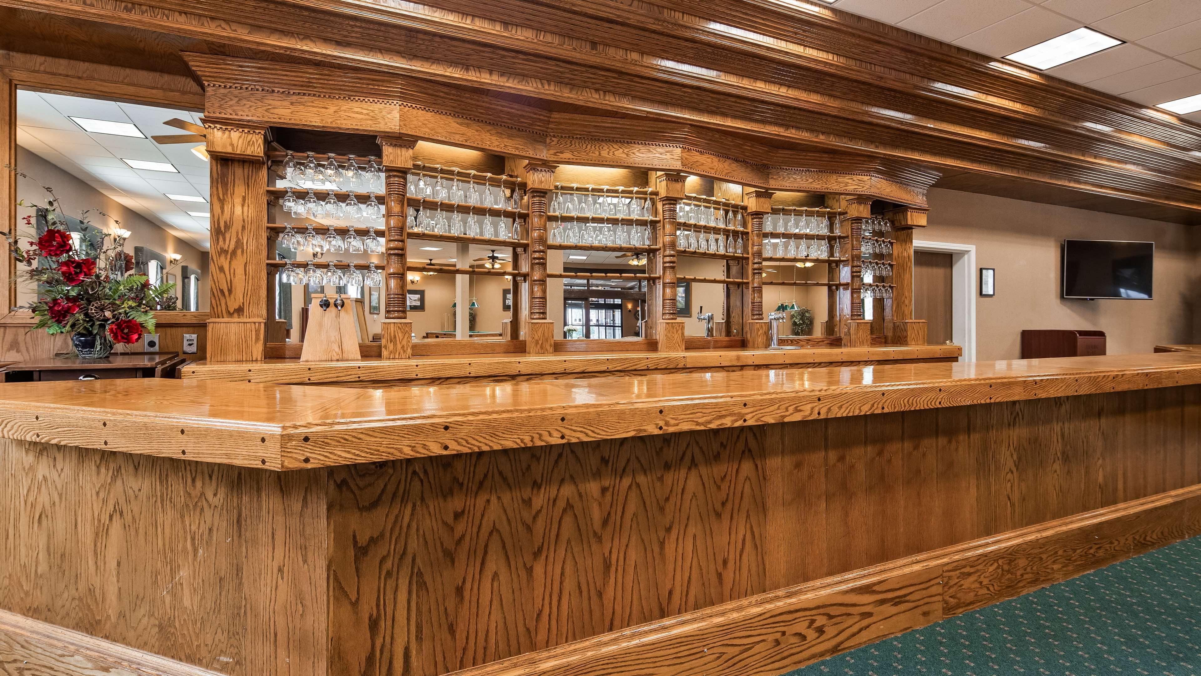 Best Western Plus Flathead Lake Inn And Suites Kalispell Exterior photo