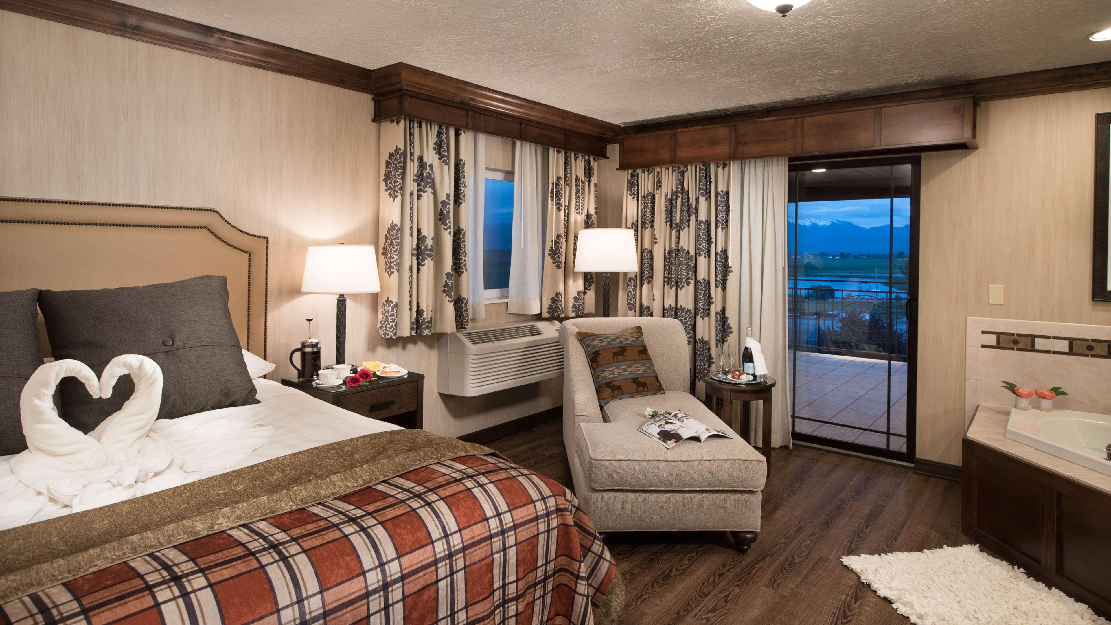Best Western Plus Flathead Lake Inn And Suites Kalispell Exterior photo